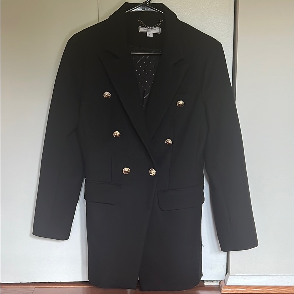 Sophisticated Black Blazer with Decorative Details